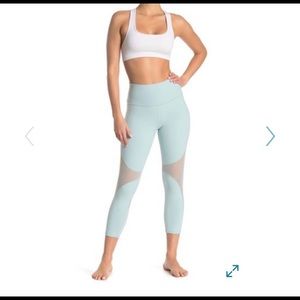 Blue Alo Yoga High Waist Coast Capri